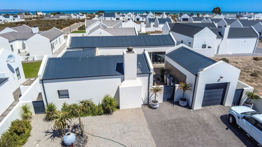 To Let 3 Bedroom Property for Rent in Atlantic Sands Private Estate Western Cape